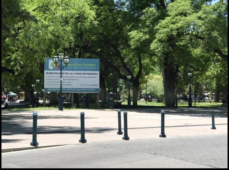 Petit Rivadavia En El Corazon De Mendoza Apartment ภายนอก รูปภาพ