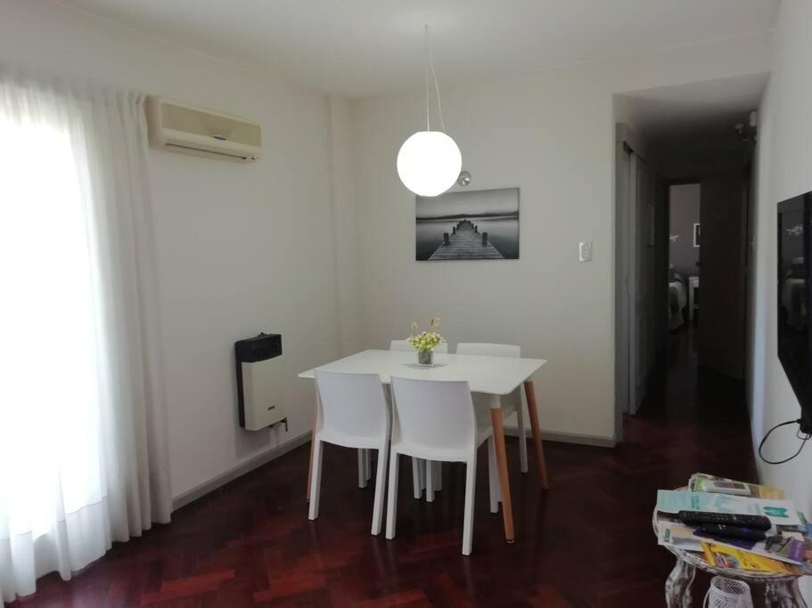 Petit Rivadavia En El Corazon De Mendoza Apartment ภายนอก รูปภาพ